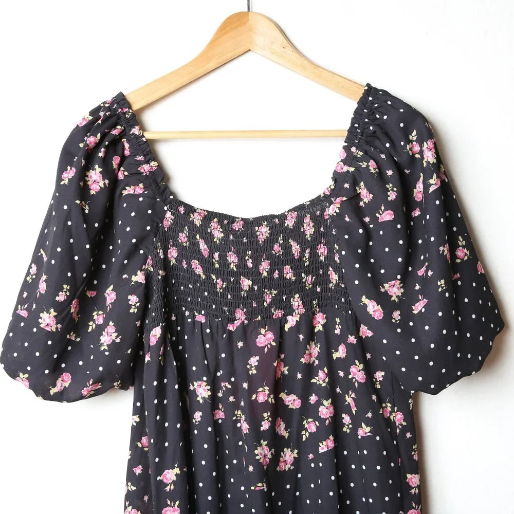 BETSEY JOHNSON Rosy Dots Floral Dress Flirty Feminine Size Medium NWT